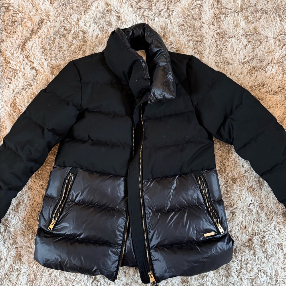 Woolrich Luxe Puffy down Jacket.